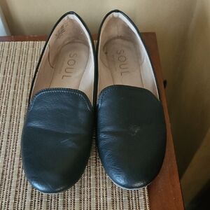 Naturalizer Dark Leather Flats